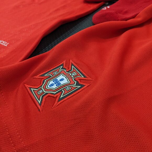 Ronaldo #7 Home Red Portugal Youth Puma Kit - Picture 13 of 16